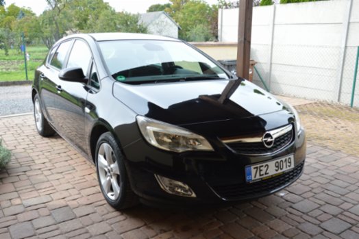 Opel Astra 1.4 benzín, r.v. 2011, servis