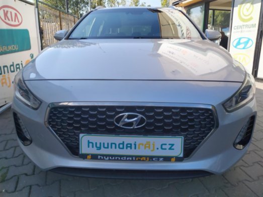 Hyundai i30, 1.6-SENZORY-TEMPOMAT-VYHŘ.SEDA, kombi