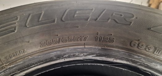 Prodám pneu Bridgestone 265/65R17