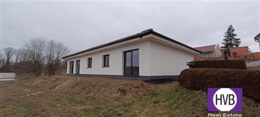 Prodej rodinného domu 4+kk, 147 m2, pozemek 1445 m2, Zvíkov, okr. České Budějovice