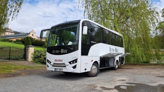 Dálkový autobus ISUZU NOVO ULTRA Euro 5
