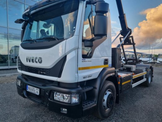 Iveco, pro přepravu kontejnerů