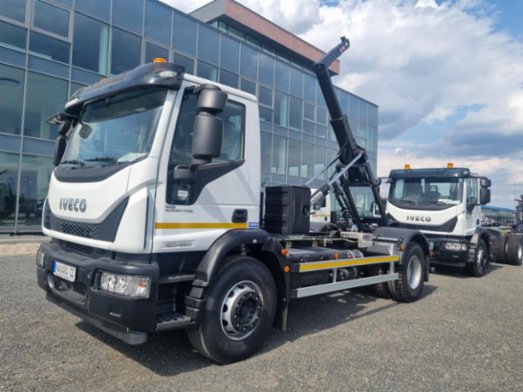 Iveco, pro přepravu kontejnerů