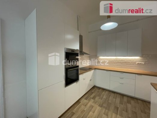 Pronájem bytu 3+1 120 m2 Praha 1 No