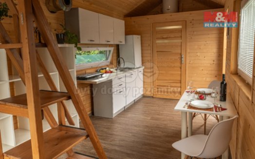 Pronájem bytu 1+kk, 21 m², Hradec Králové, ul. Na Zahrádkách